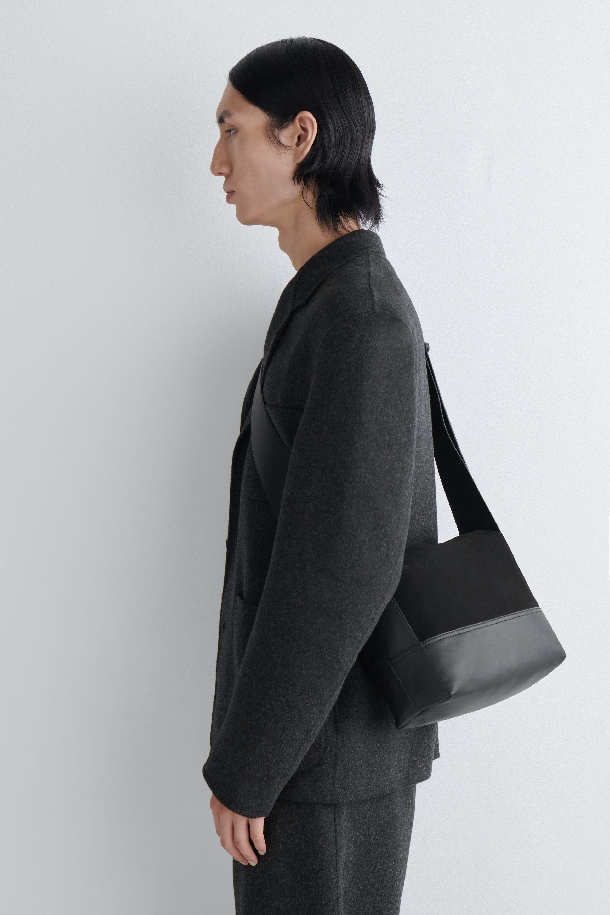 COS Agenda Shoulder Bag - Leather, Alternate, color, Black