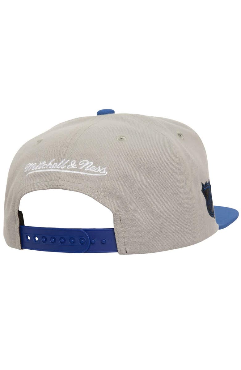 Mitchell & Ness Men's Mitchell & Ness Gray Toronto Maple Leafs Soul Triple Up Snapback Hat, Alternate, color, Gray
