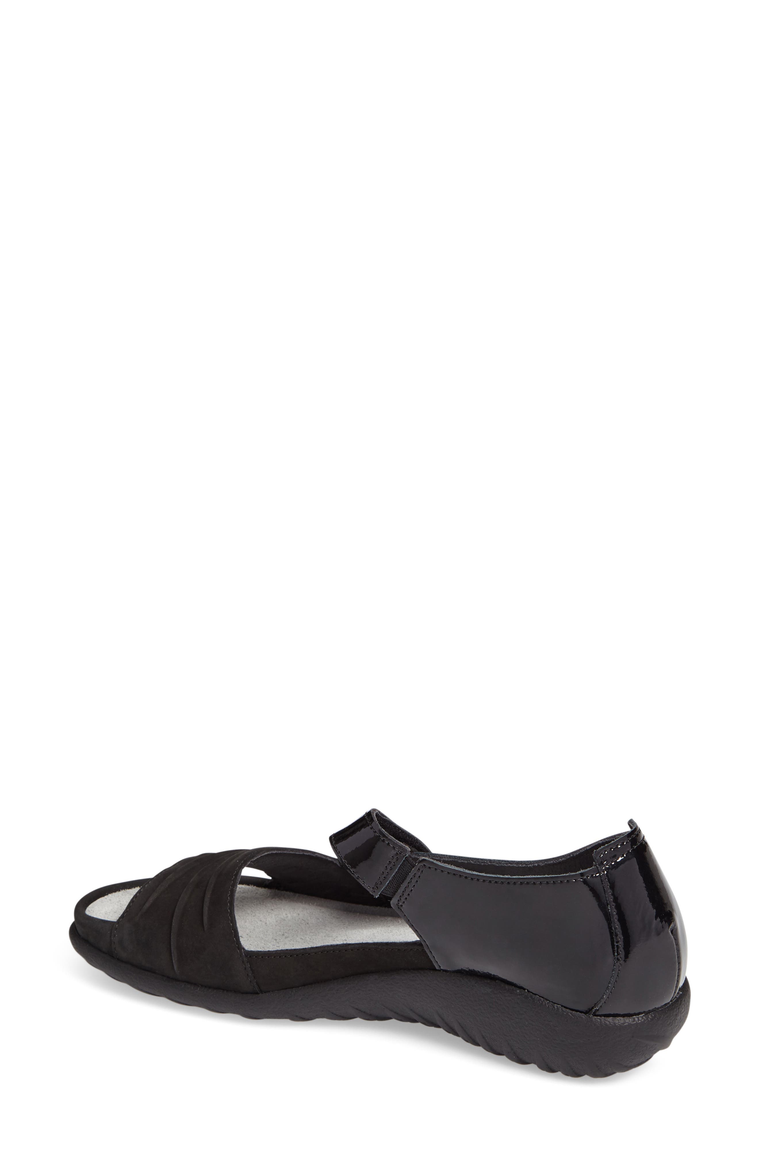 'Papaki' Sandal - image 2