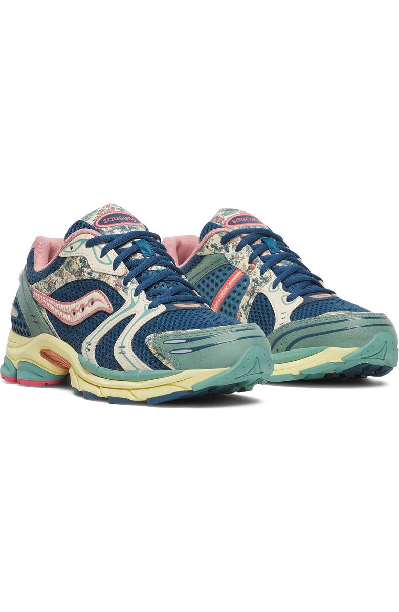 Saucony ProGrid Triumph 4 Sneaker, Main, color, Blue/ Beige