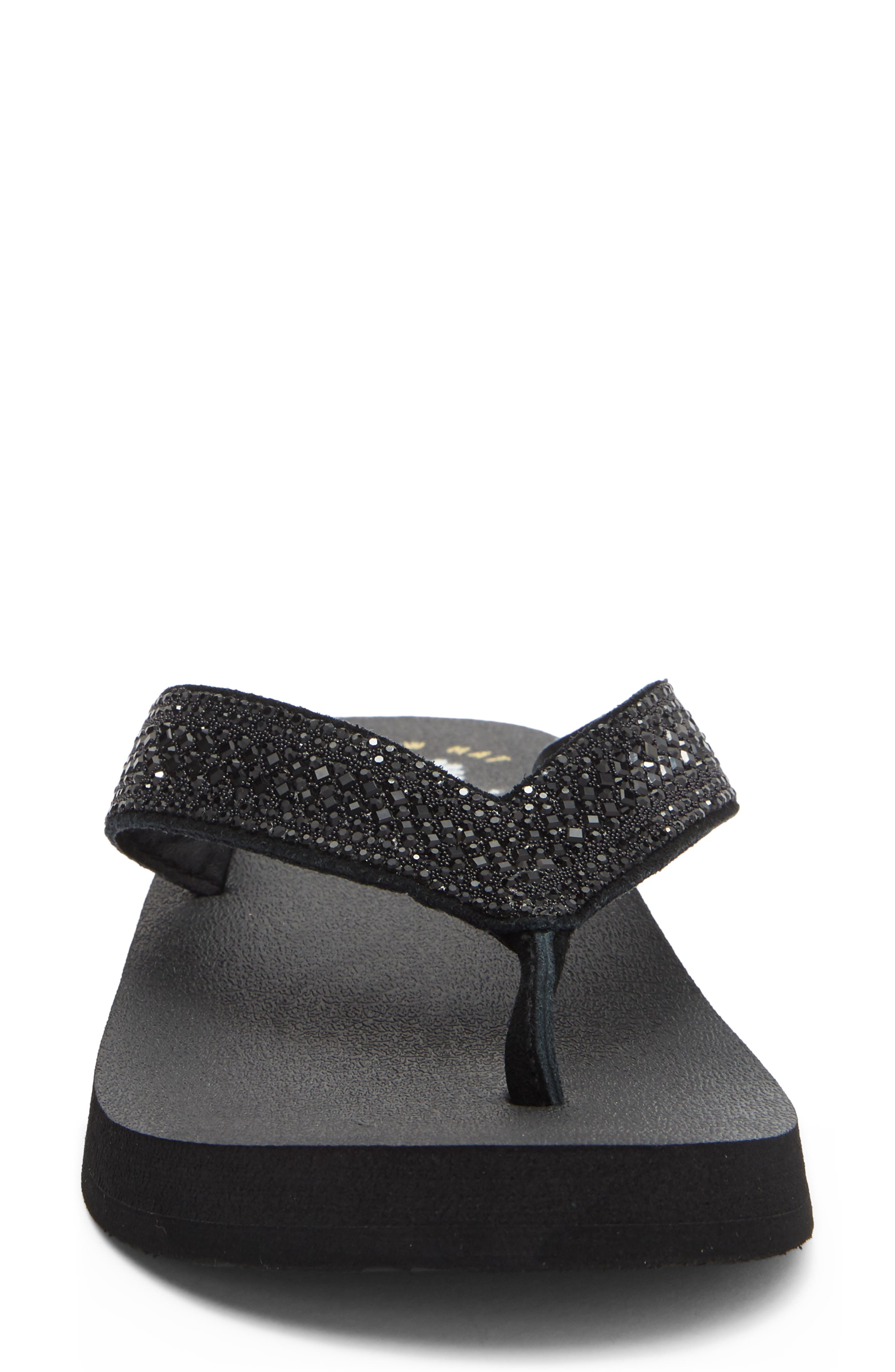 Yellow Box Premium Soriano Flip Flop Sandal, Alternate, color, Black
