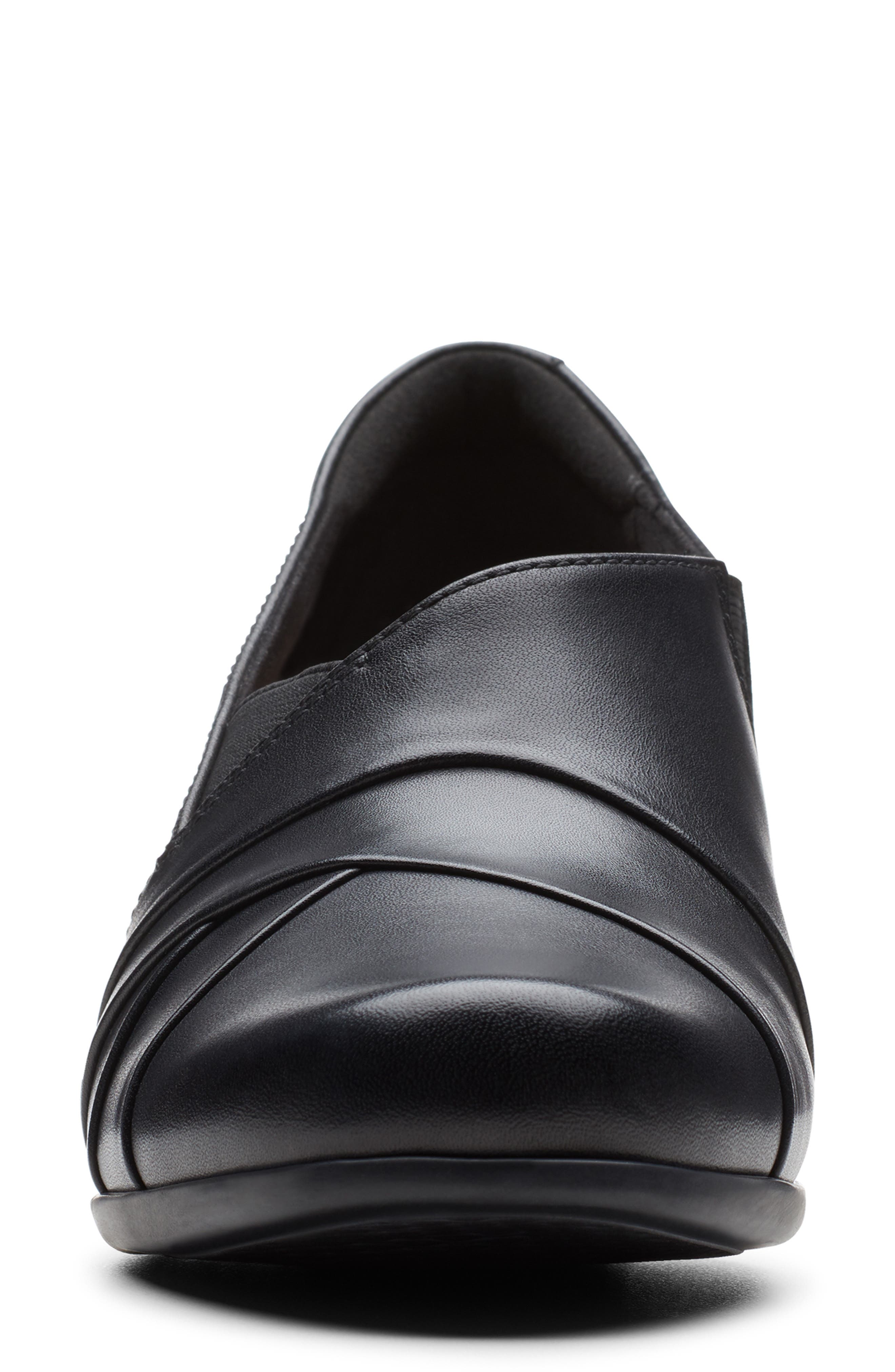 Clarks<sup>®</sup> Un Damson Adele Pump, Alternate, color, 