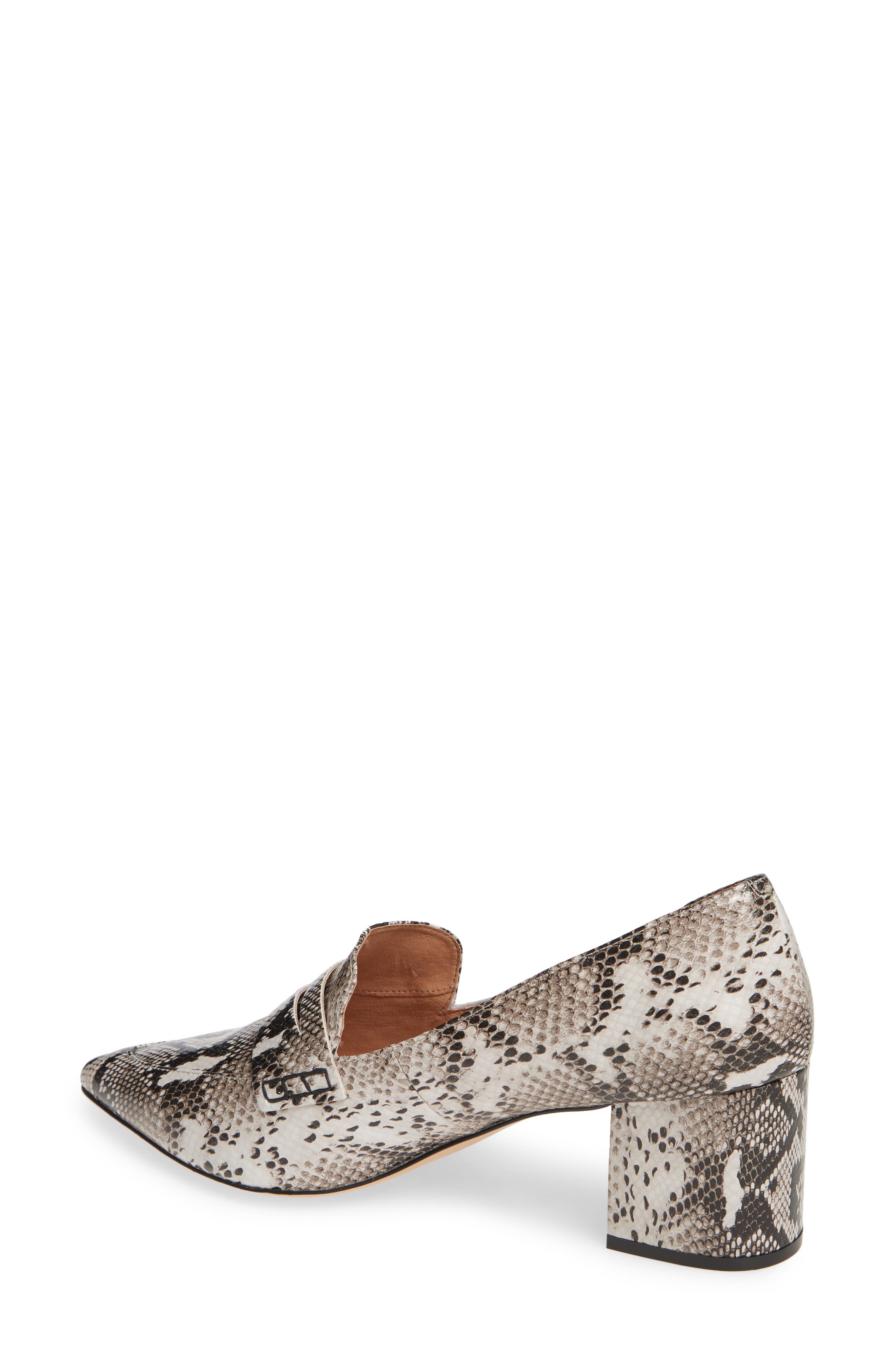 Halogen<sup>®</sup> Isabelle Pointy Toe Pump, Alternate, color, 