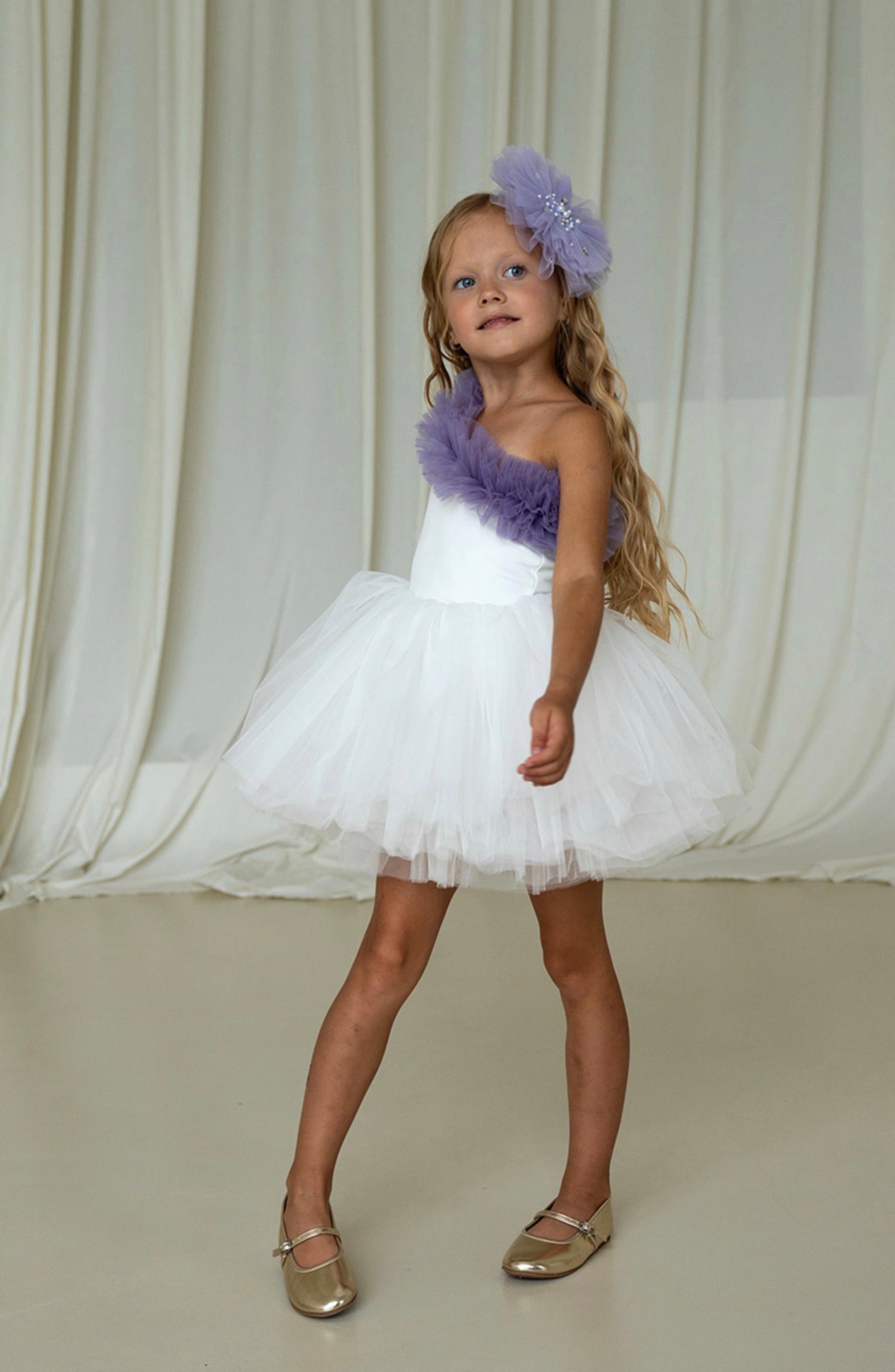 selected White Lily Lilac Ruffle
