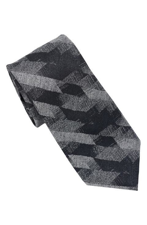 Large Houndstooth Print Tie
