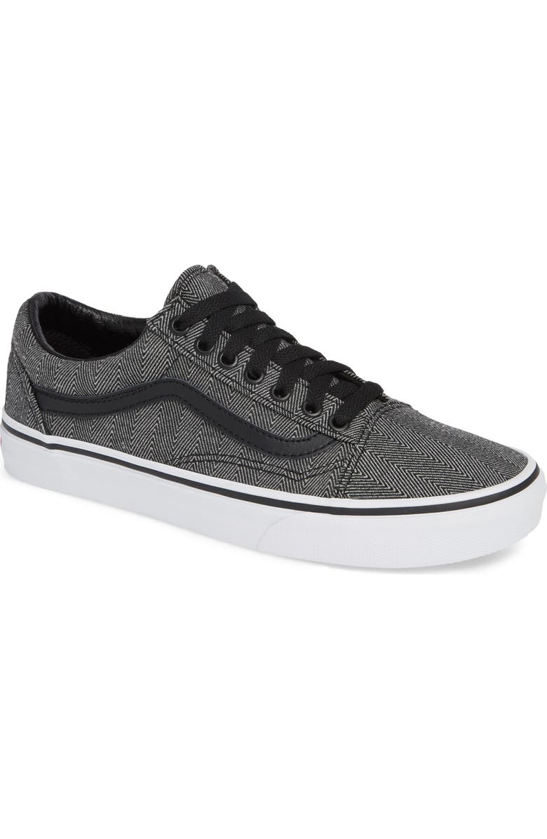 Vans UA Old Skool Sneaker, Main, color,