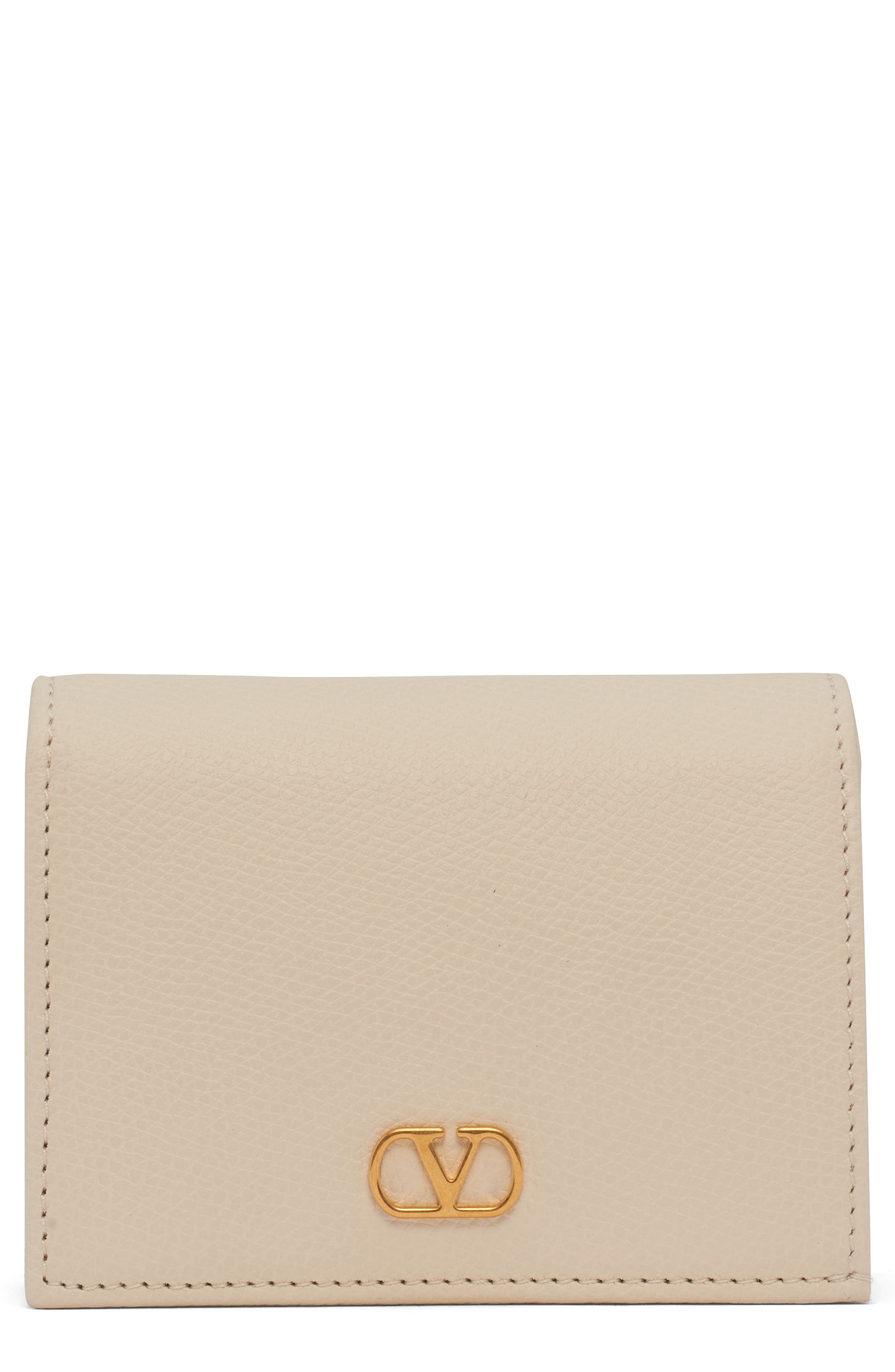 LIGHT IVORY