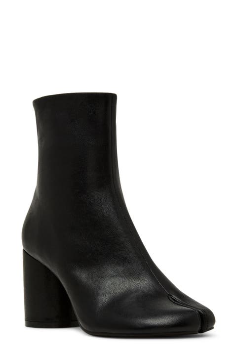 Caro Split Toe Bootie (Women)