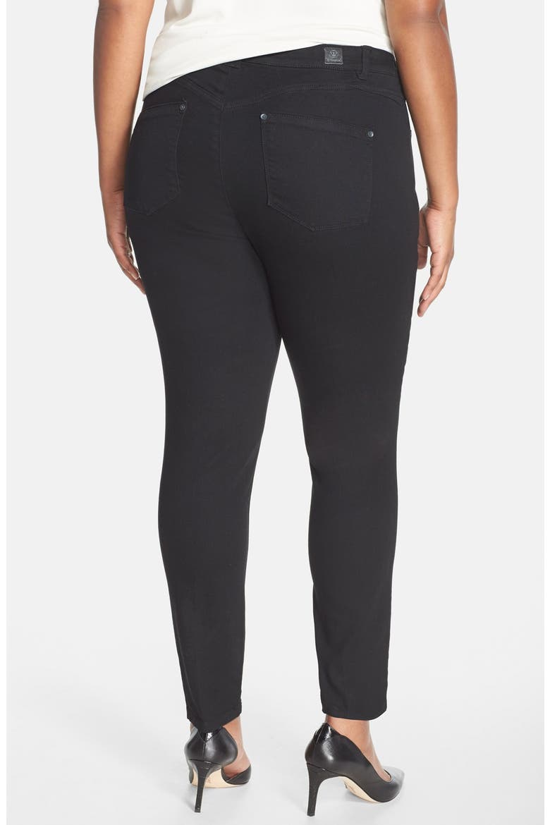 'Super Smooth' Stretch Skinny Jeans (Nordstrom Exclusive), Alternate, color, BLACK