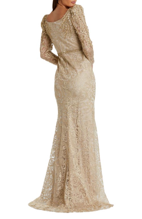 Mac Duggal Embroidered Applique Shoulder Detail Trumpet Gown In Light Gold