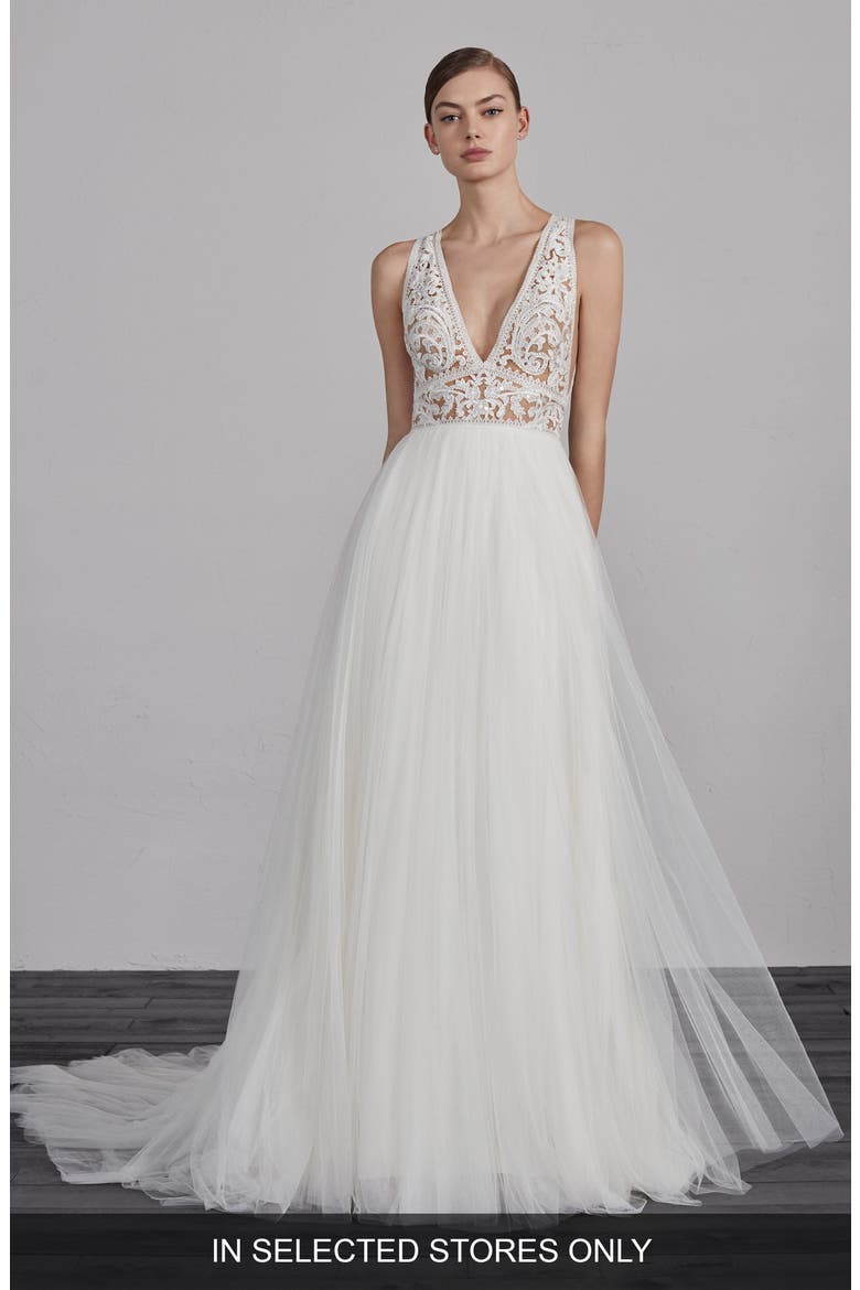 Espiga V-Neck Lace & Tulle Gown, Main, color, OFF WHITE