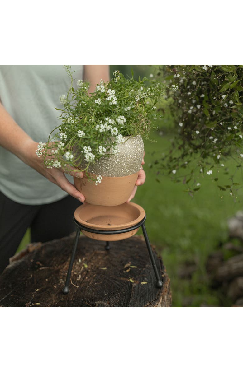 Foreside Home and Garden Splatter Planter Saucer & Stand Black Metal & Tan Terracotta, Alternate, color, Beige