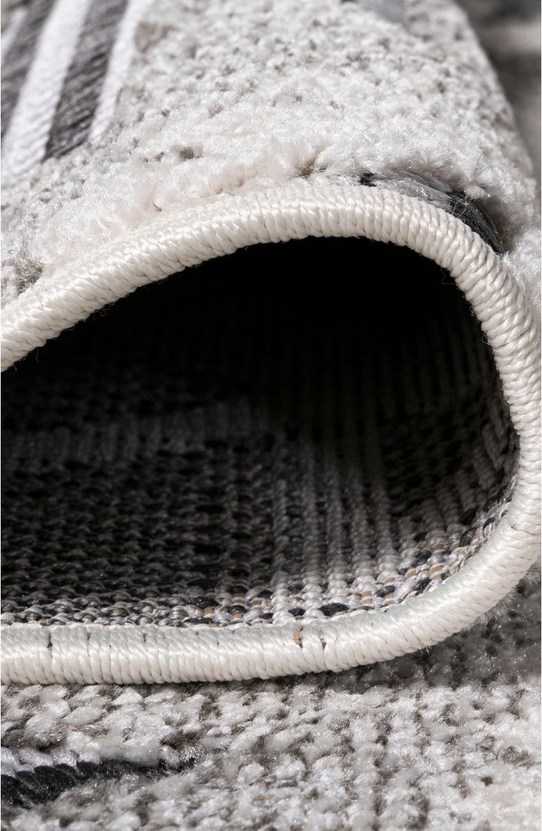 JONATHAN Y Sumak High-Low Pile Neutral Diamond Kilim Indoor/Outdoor Area Rug, Alternate, color, Gray/White/Black