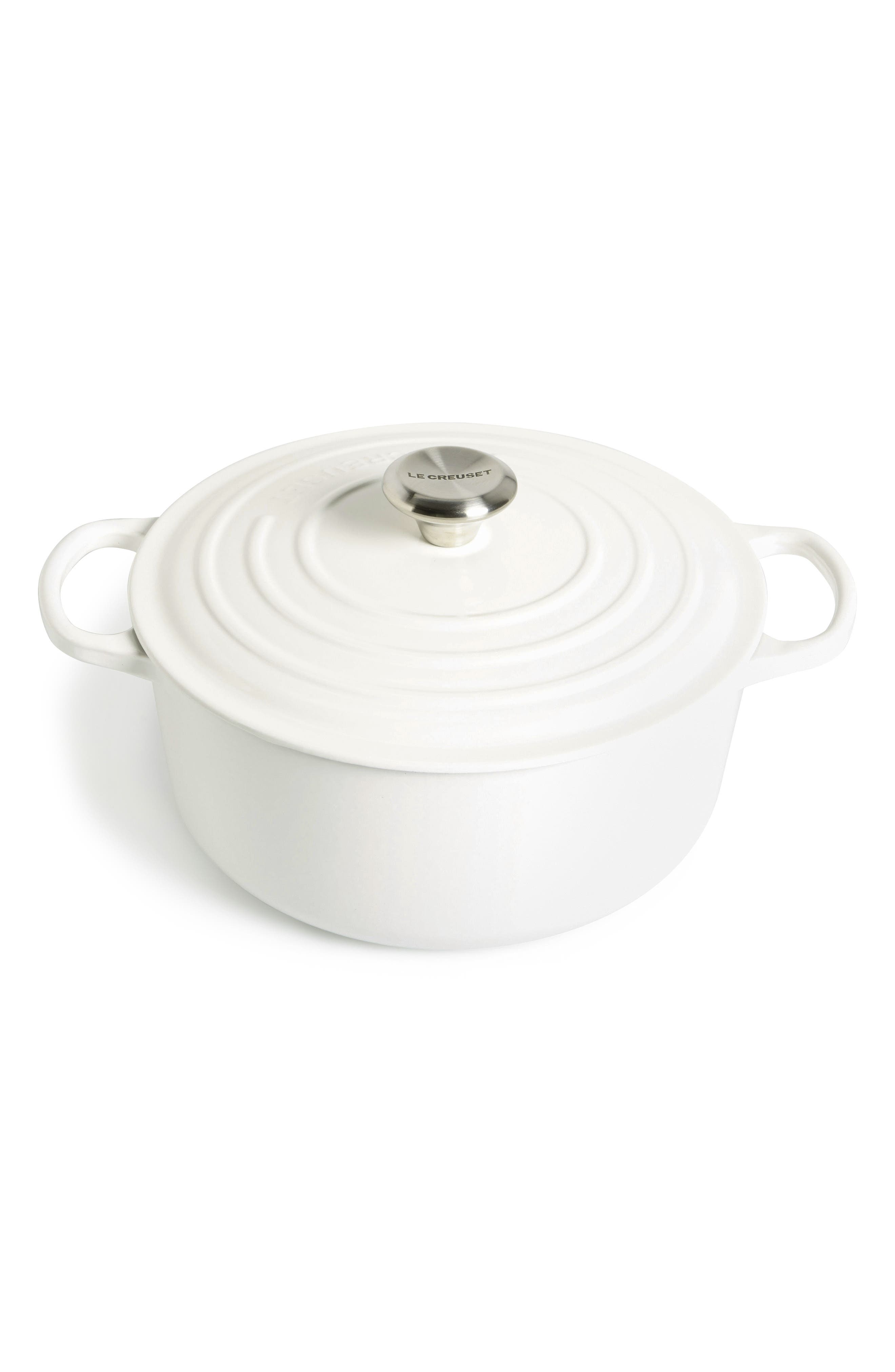 Le Creuset Signature 5.5-Quart Round Enamel Cast Iron French/Dutch Oven - White