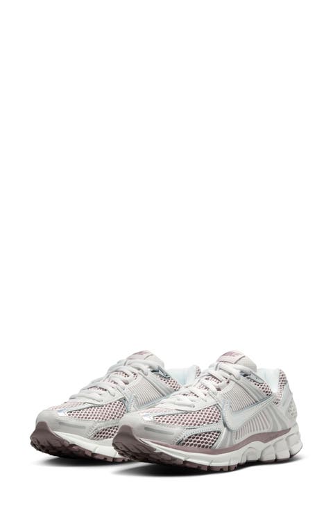 Zoom Vomero 5 Sneaker (Women)