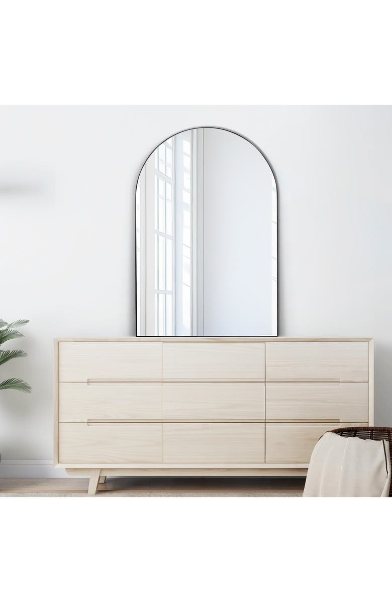 JONATHAN Y Elodie Medium Arched Metal Framed Wall Mounted Mirror, Alternate, color, 