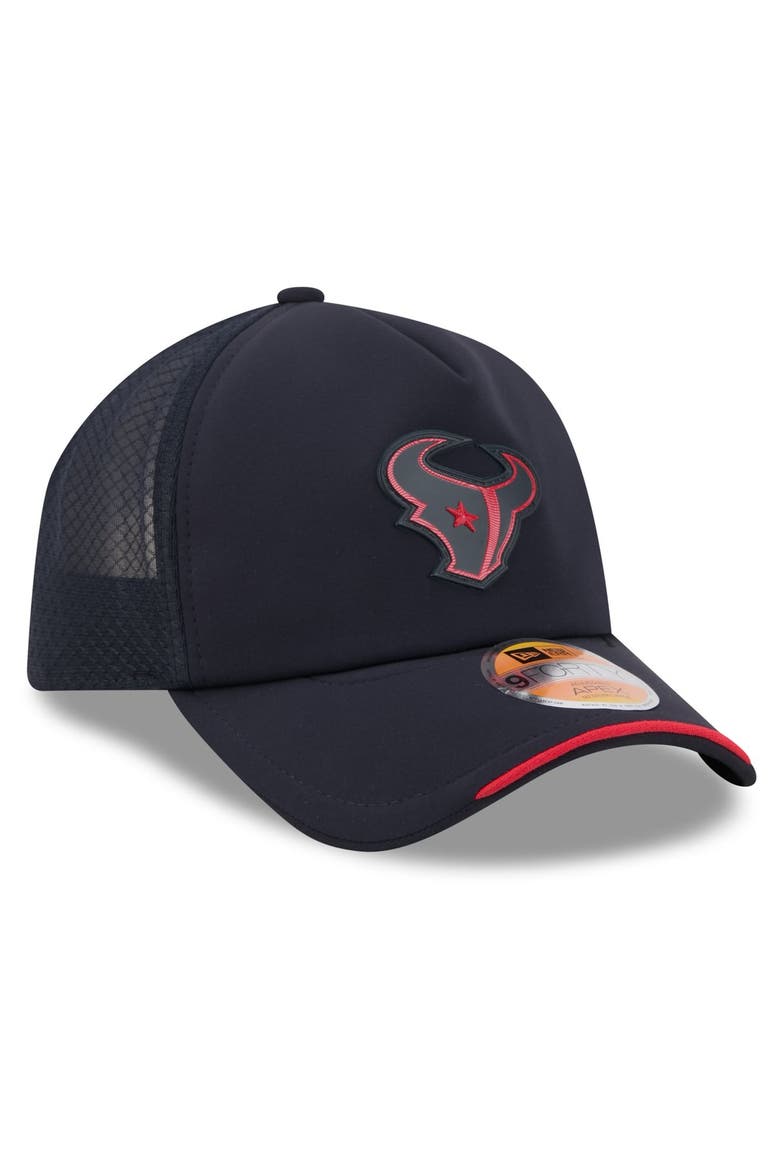 Men's New Era Navy Houston Texans 2026 Sideline Apex 9FORTY Adjustable Trucker Hat, Alternate, color, Navy
