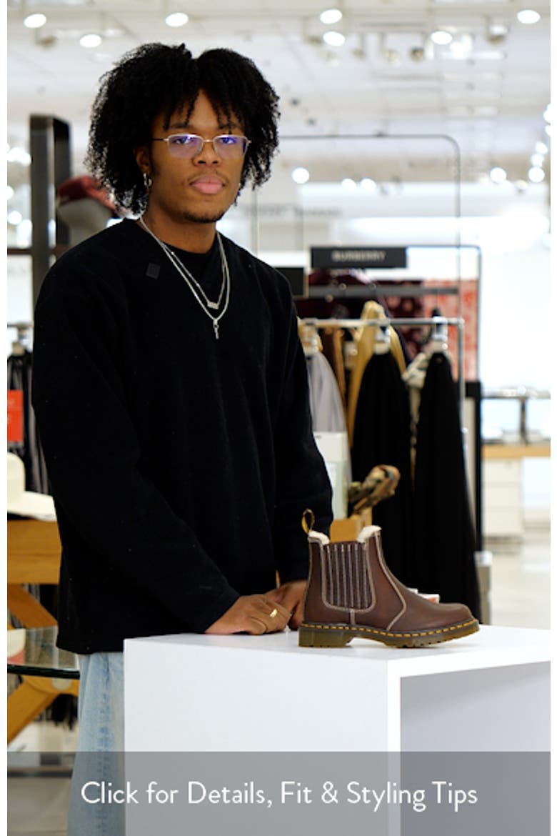 2976 Leonore II Faux Fur Lined Chelsea Boot video