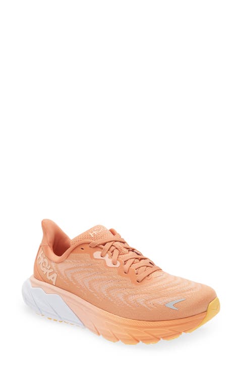 Arahi 6 Running Shoe