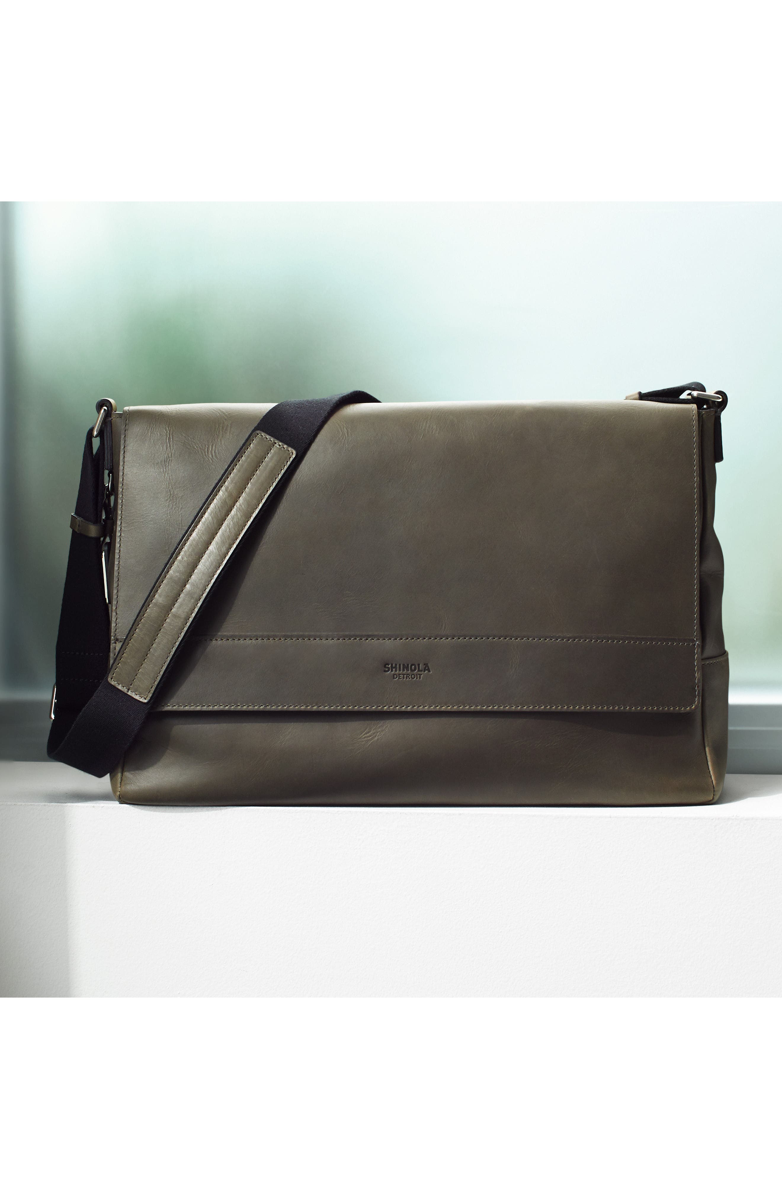 Shinola Leather E/W Messenger Bag, Alternate, color, 