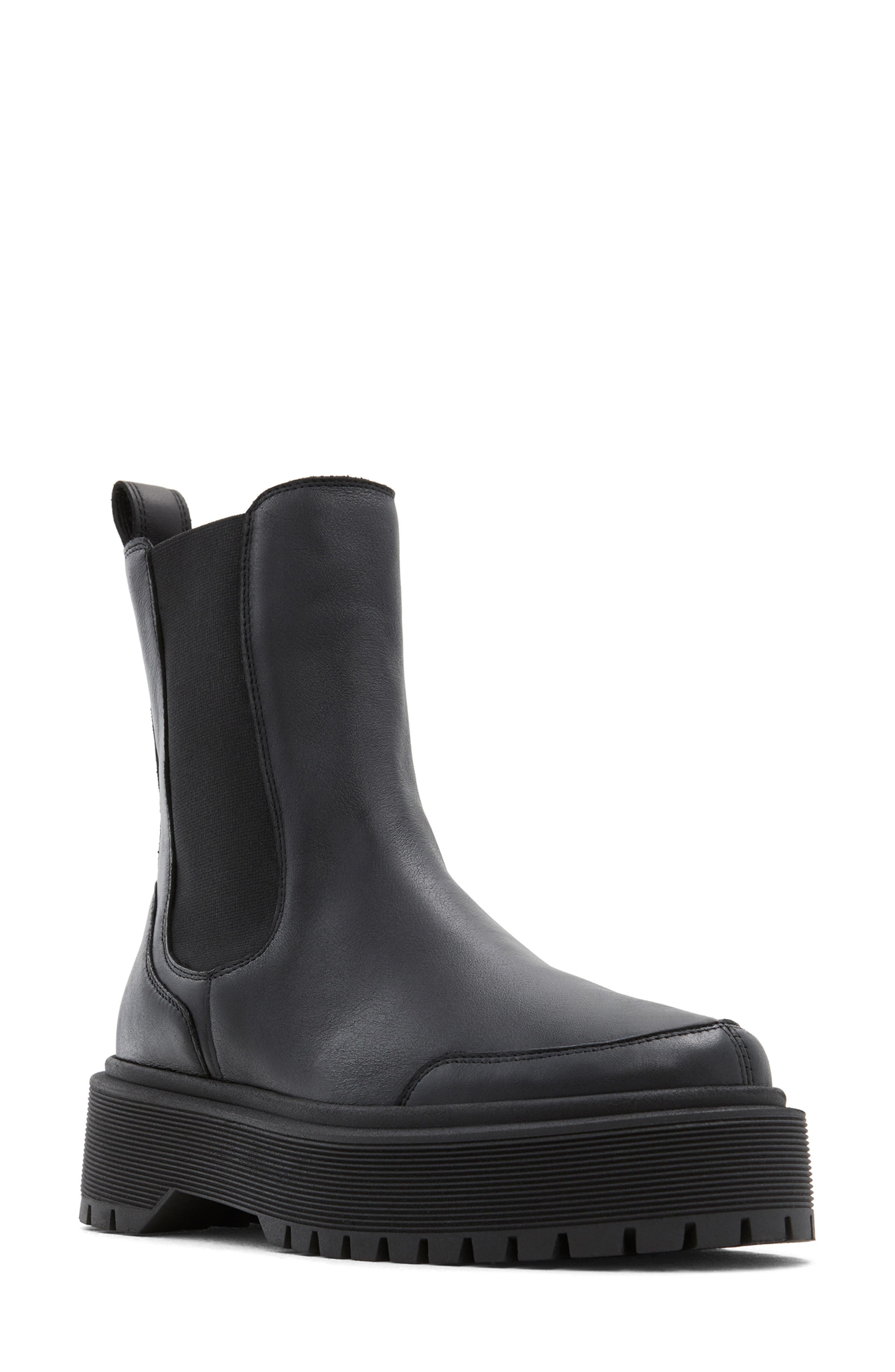 Who What Wear Sowyer Platform Chelsea Boot, Main, color, 