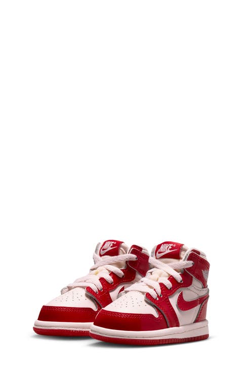 Kids' Air Jordan 1 Retro High OG Basketball Sneaker