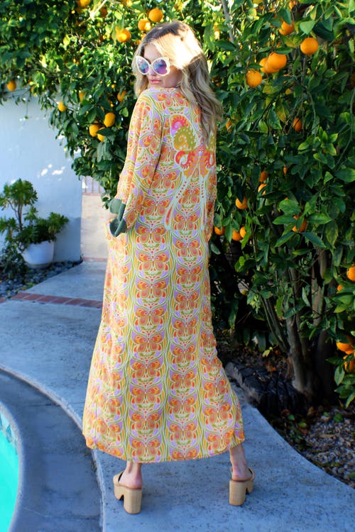 Henelle Duster Robe In Butterfly Effect Citrus