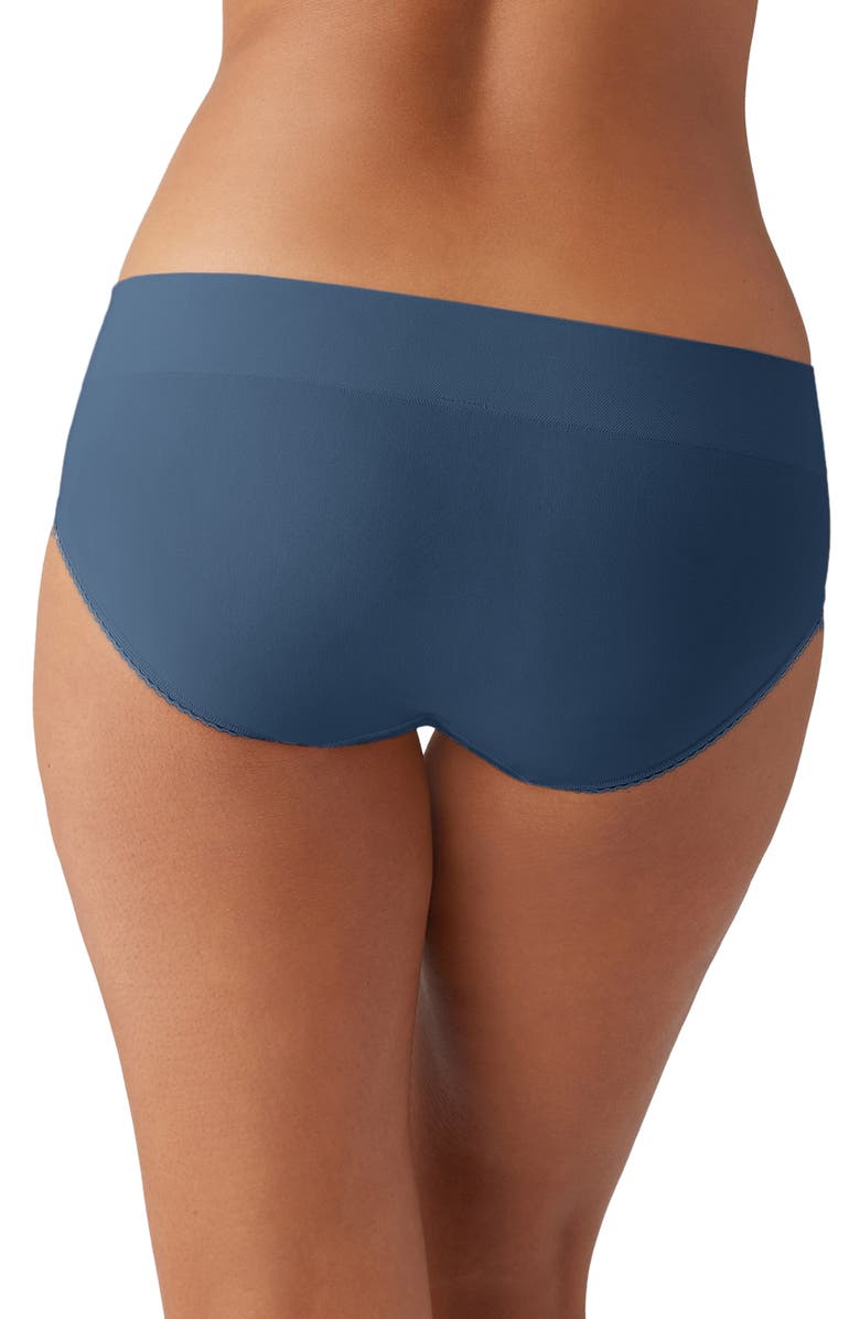 Wacoal Feeling Flexible Hipster Briefs, Alternate, color, Titan Ii