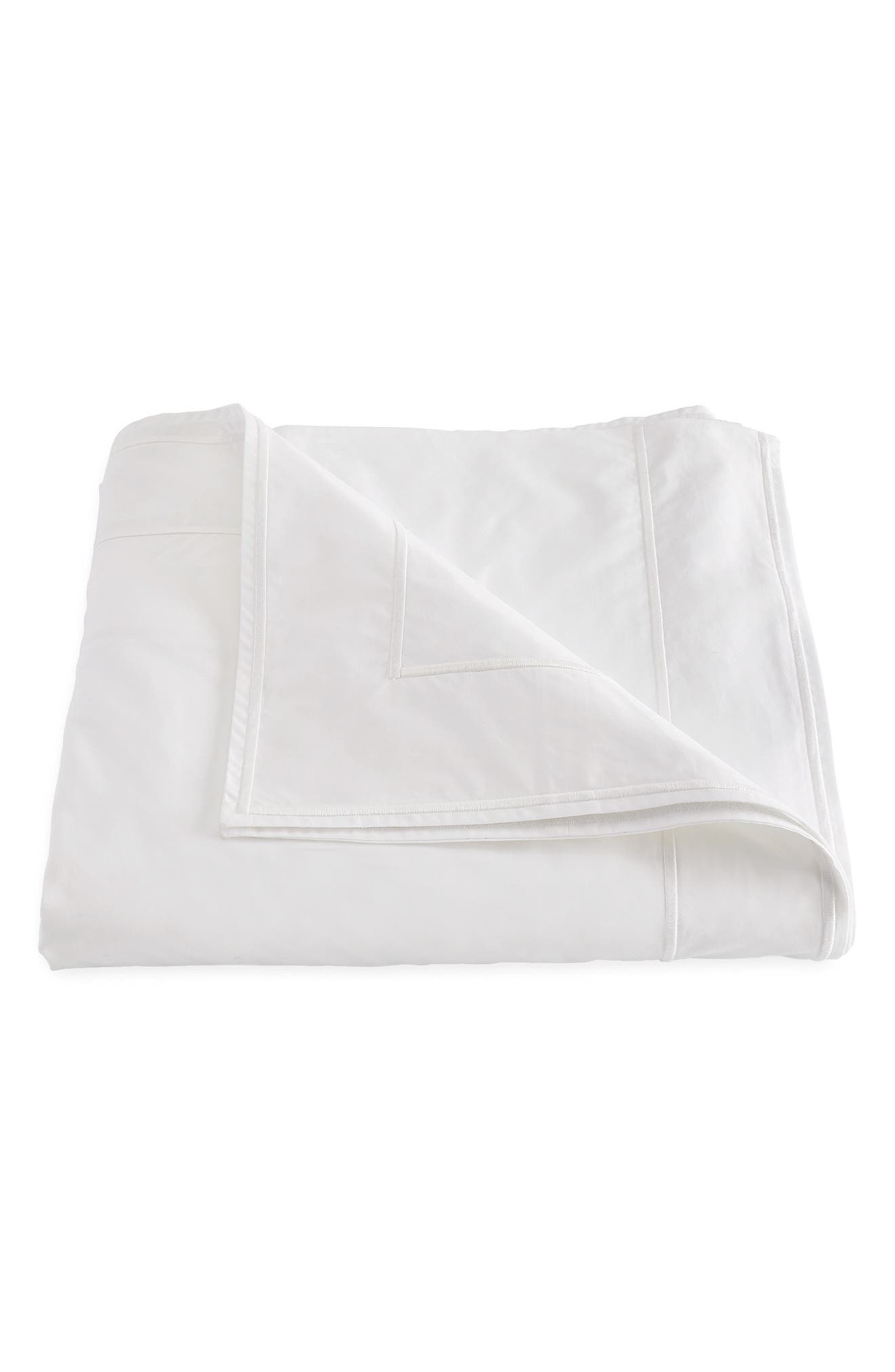 WHITE/ WHITE