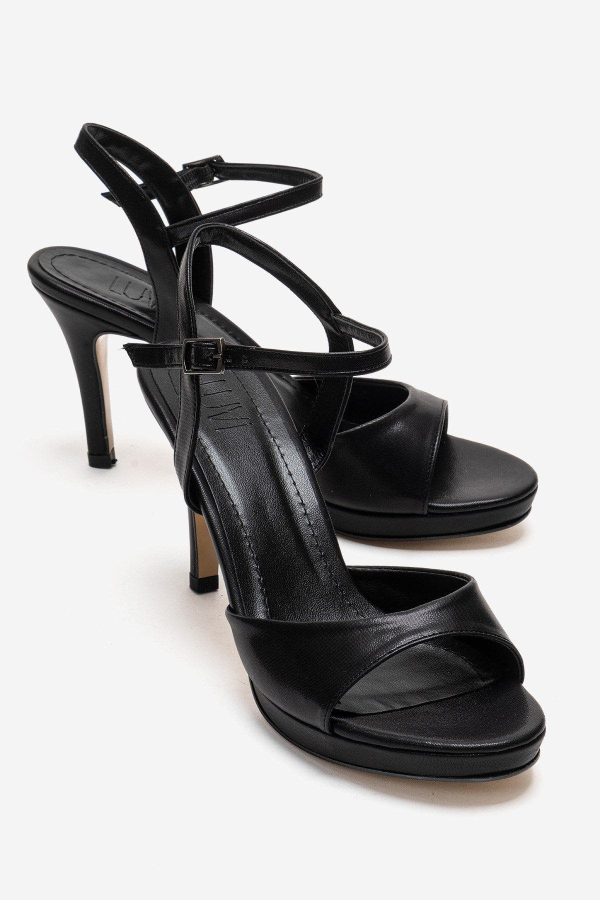 Prologue Shoes Poise Stiletto Sandal, Main, color, Black