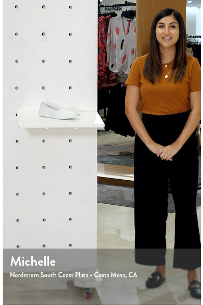 Simpil Loafer video