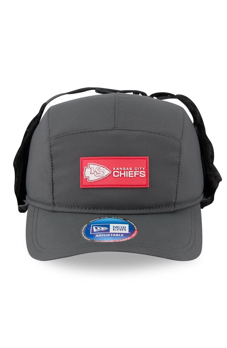 New Era Men's New Era Charcoal Kansas City Chiefs 2025 Sideline Cold Weather Runner Dog Ear Adjustable Hat, Alternate, color, Charcoal