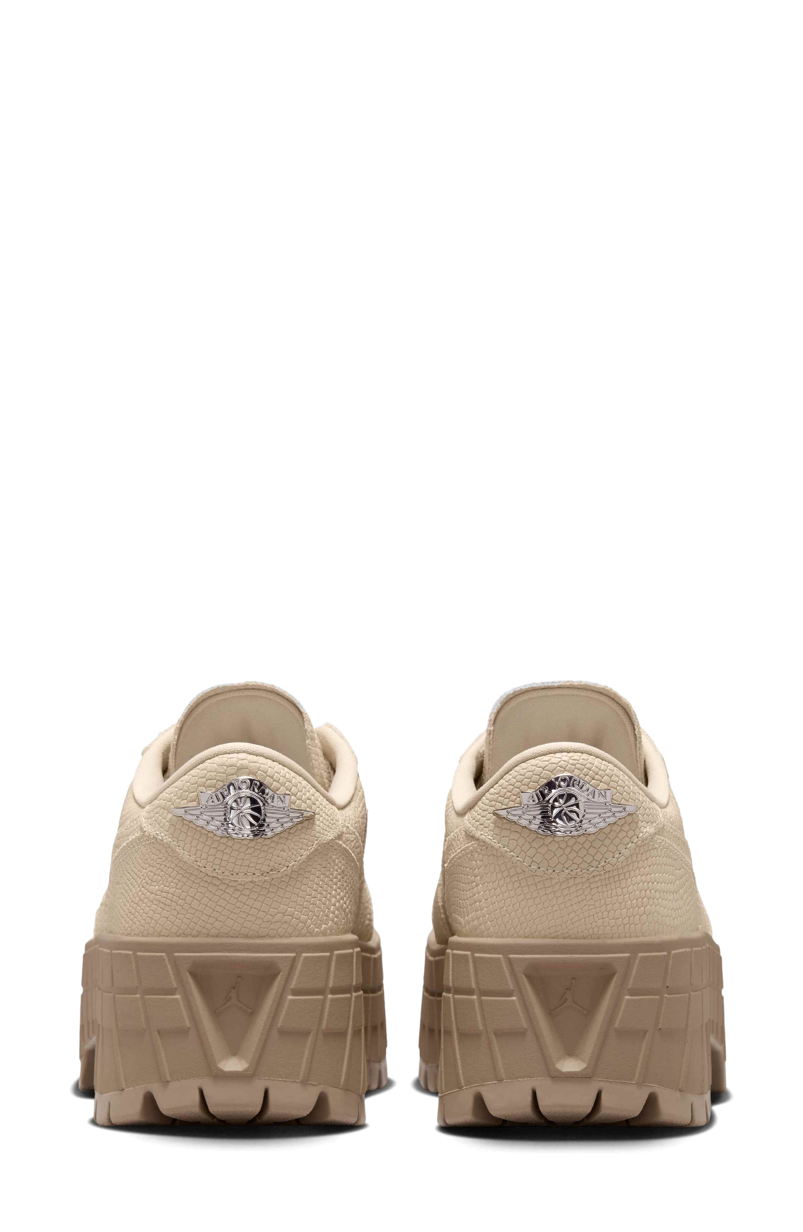 Air Jordan 1 Brooklyn Platform Sneaker, Alternate, color, 200 RATTAN/DSRTCM
