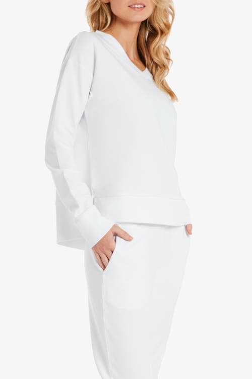 Helen Jon V-neck Pullover In White