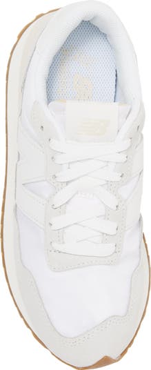 237 Sneaker
