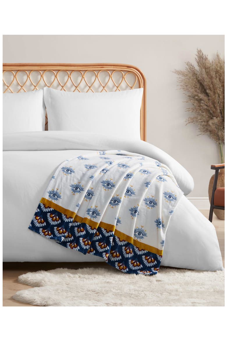 Plush Fleece Throw Blanket, Alternate, color, WHITE/ NAVY