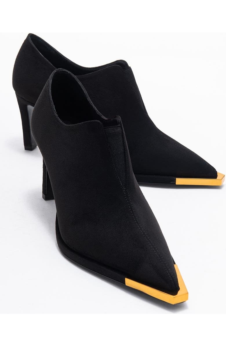 Prologue Shoes Niva Pointed Toe Pump, Alternate, color, Black Suede