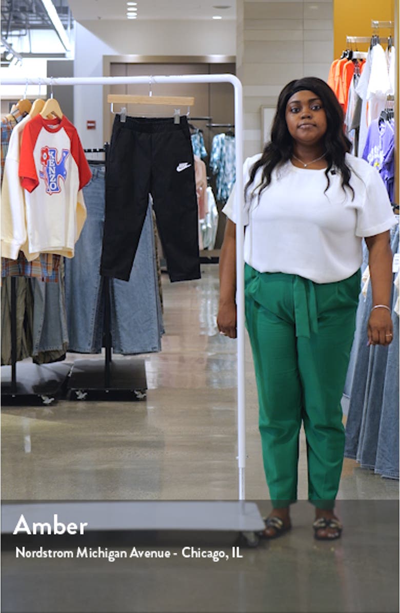 Kids' Dri-FIT Woven Pants, sales video thumbnail