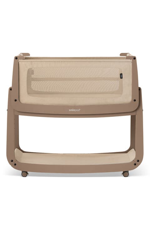 The SnüzPod5 Bedside Bassinet & SnüzPod5 Waterproof Mattress Protector Bundle