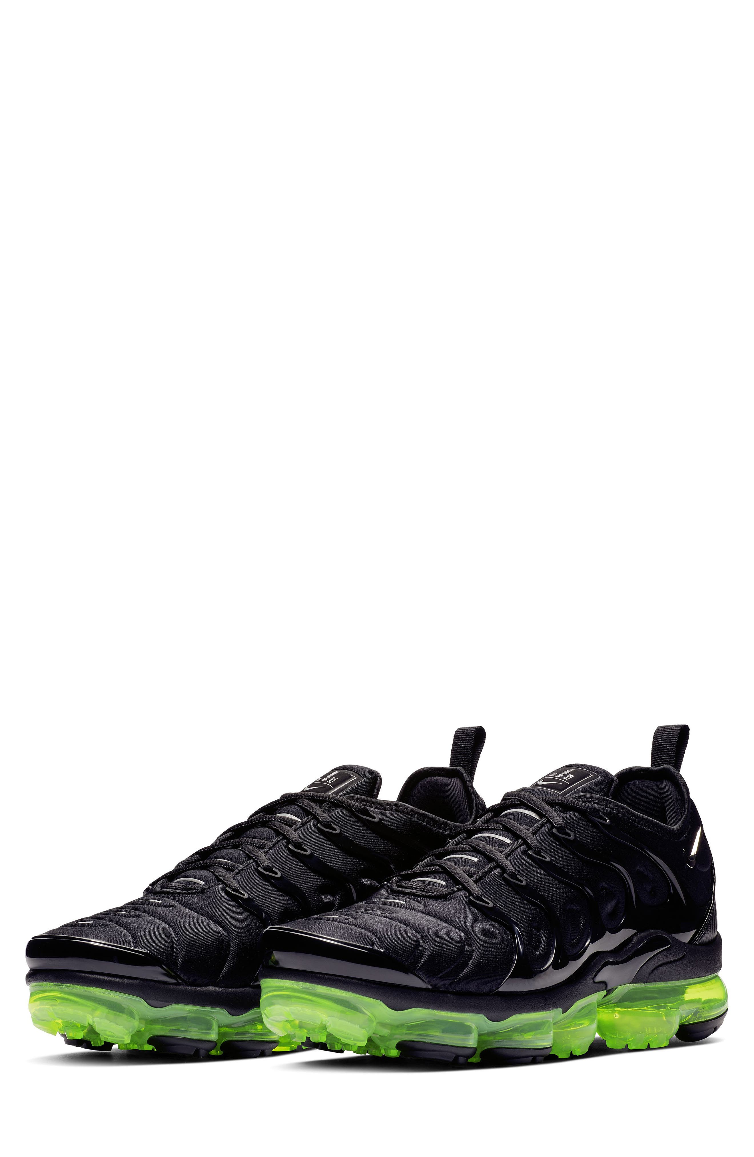 nike air vapormax plus on sale