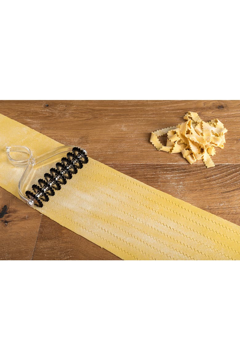Atlas Pasta Bike Cutter with Interchangeable Wheels, Made in Italy, Alternate, color, Silver