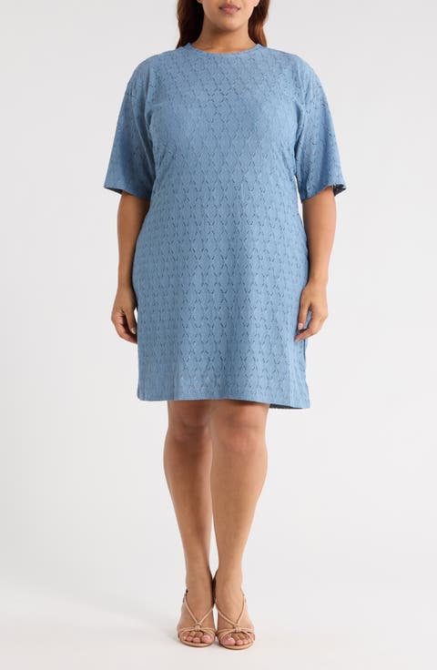Elbow Length Sleeve Dress (Plus)
