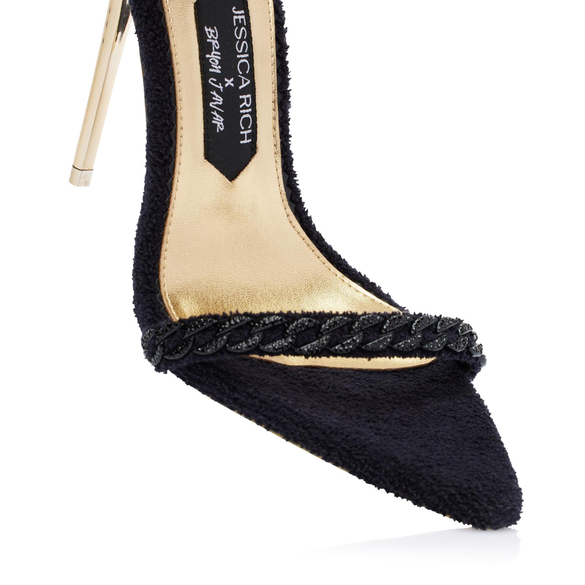 JESSICA RICH This iconic line of must-have heels blends elegance with modern flair, offering the perfect statement piece for any wardrobe. One of the most unique designs in this collection is The Lisa Sandal. This shoe is equal parts cozy and classy with its terry cloth fabric and monochromatic diamanté chain embellishments., Alternate, color, Noir