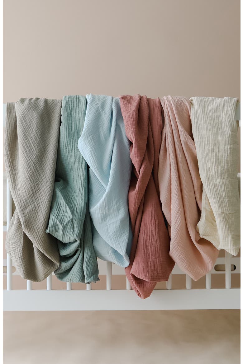 Assorted 2-Pack Muslin Crib Sheets, Alternate, color, NATURAL BIRCH