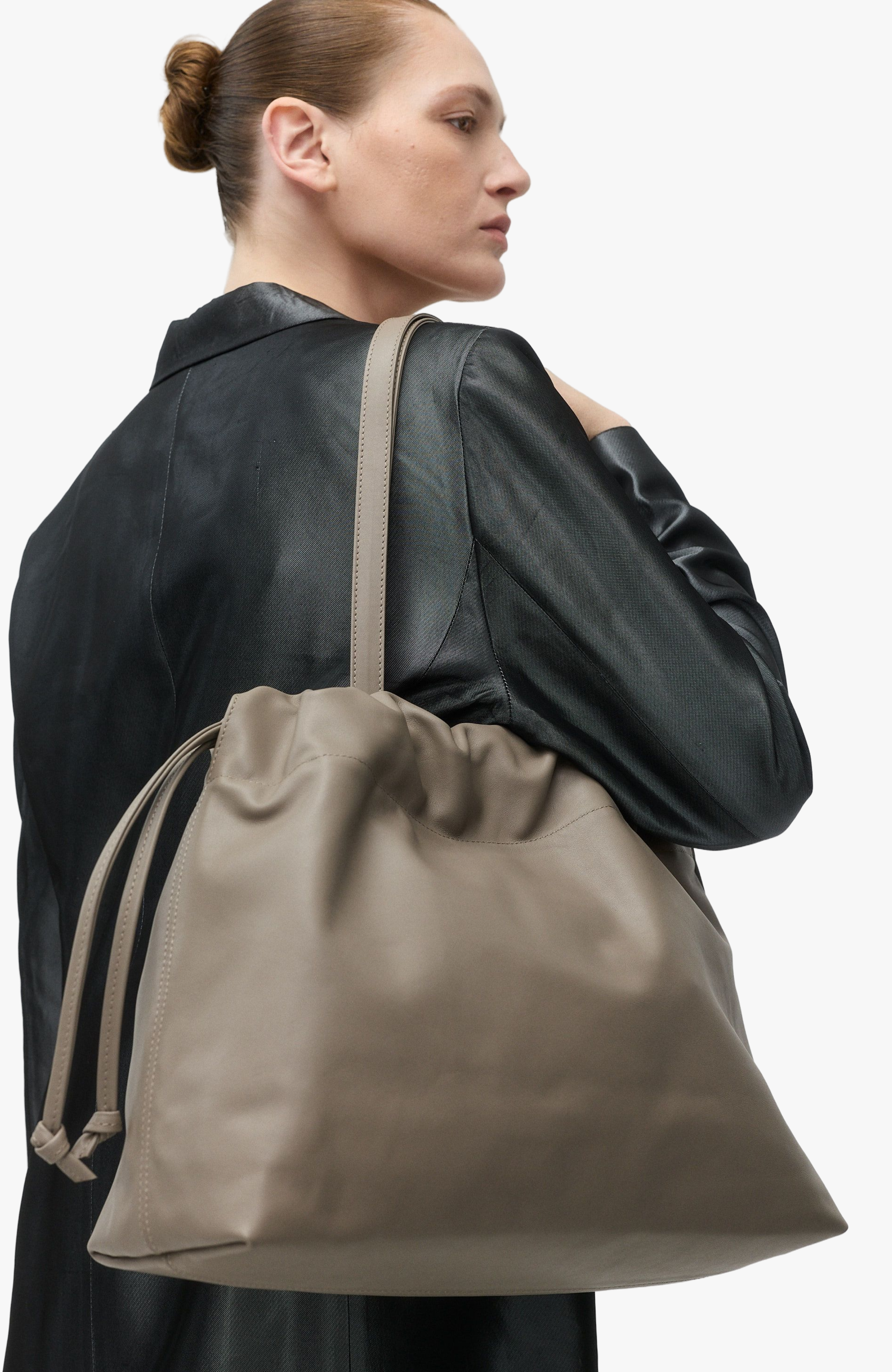 Asisi Large Leather Carryall Tote, Alternate, color, Taupe