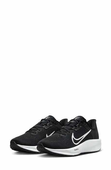 Nike Quest 6 Running Shoe