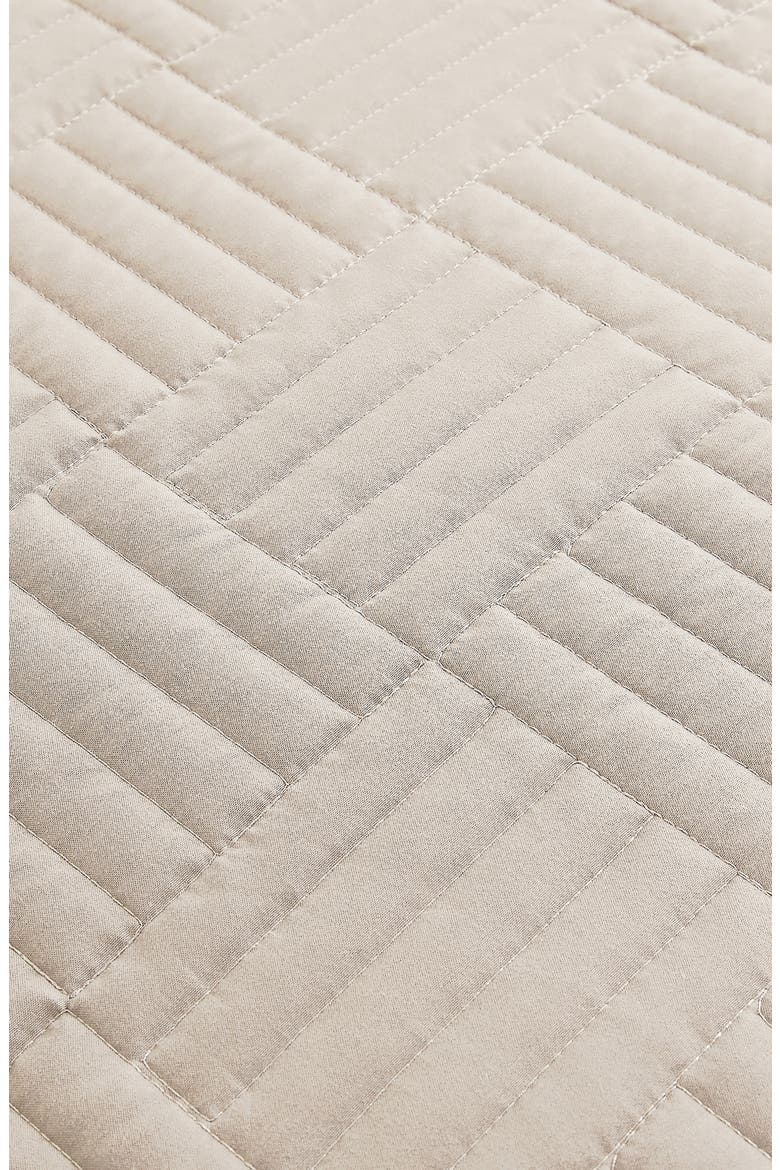 Grid Oversized Quilt Set, Alternate, color, TAUPE