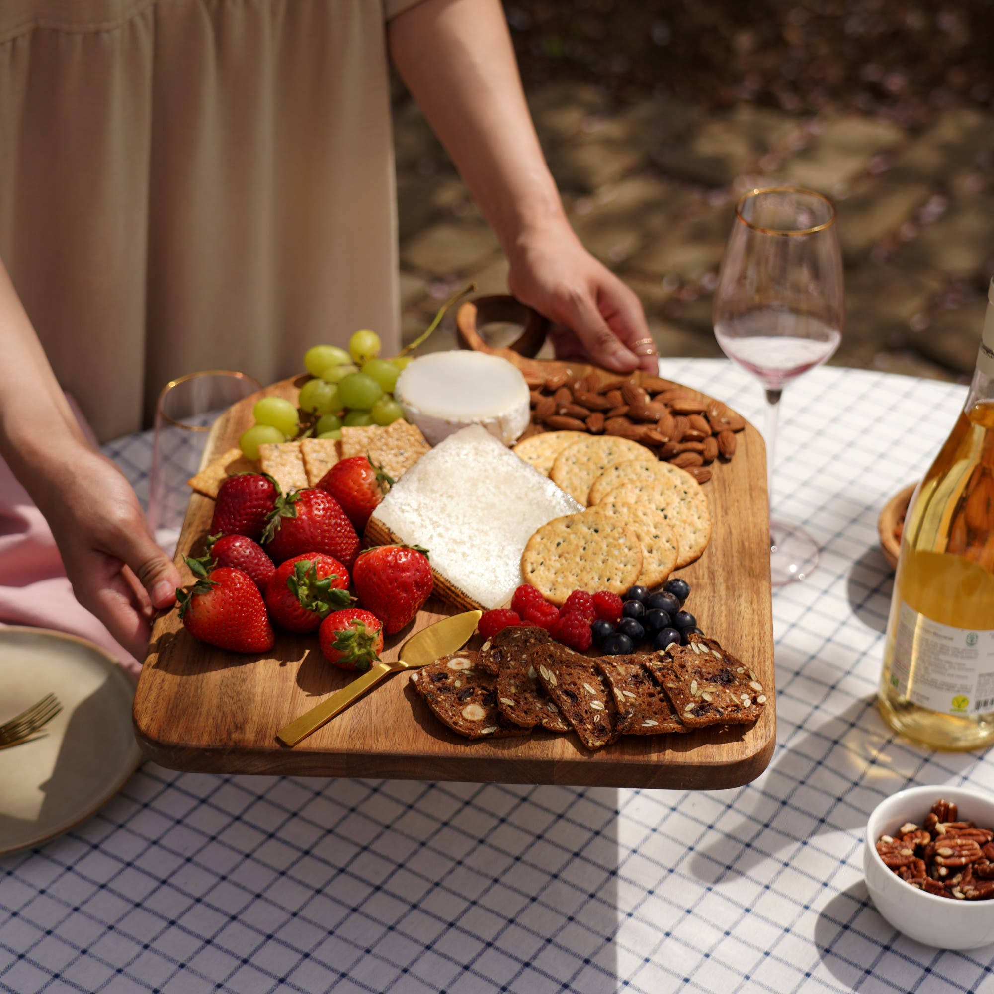 TWINE Large Acacia Loop Serve Board | Nordstrom