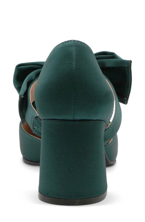 Charles David Andre Pointed Toe Pump In Green