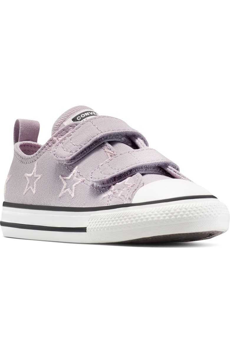 Converse Kids' Chuck Taylor<sup>®</sup> All Star<sup>®</sup> 2V Sneaker, Main, color,
